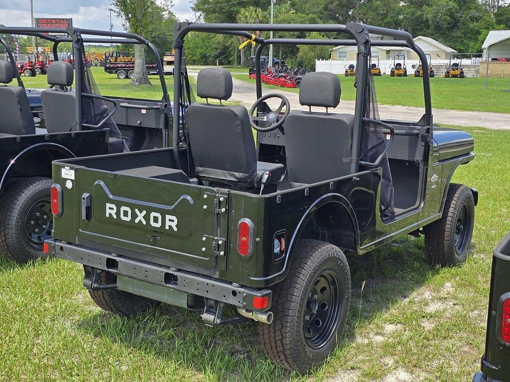 Image of Mahindra Roxor HD Image 1