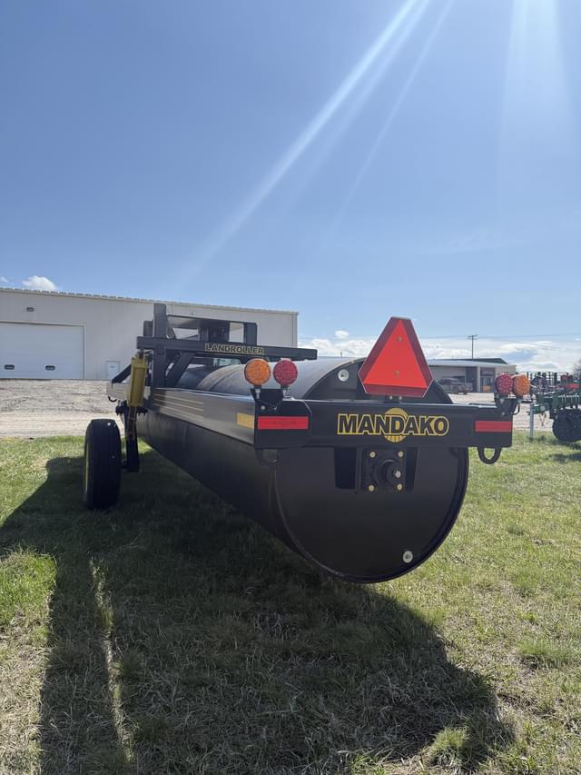 Image of Mandako L2050I equipment image 4
