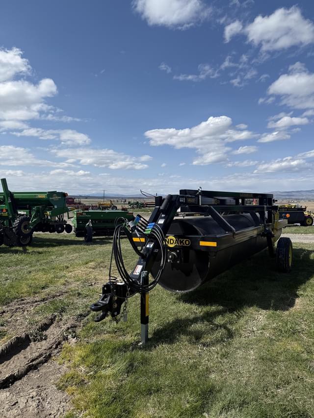 Image of Mandako L2050I equipment image 2