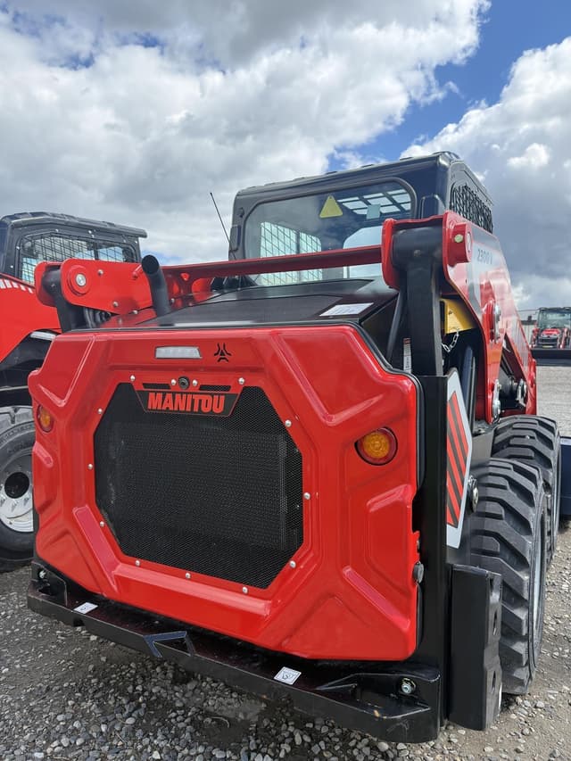 Image of Manitou 2300V equipment image 3