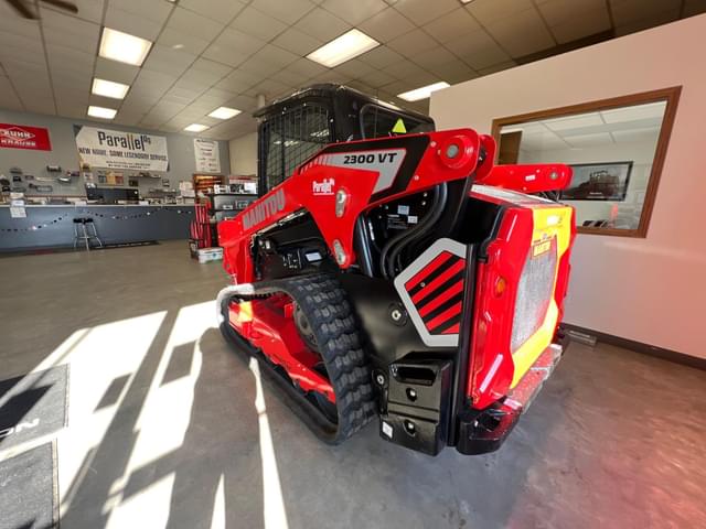 Image of Manitou 2300VT equipment image 3