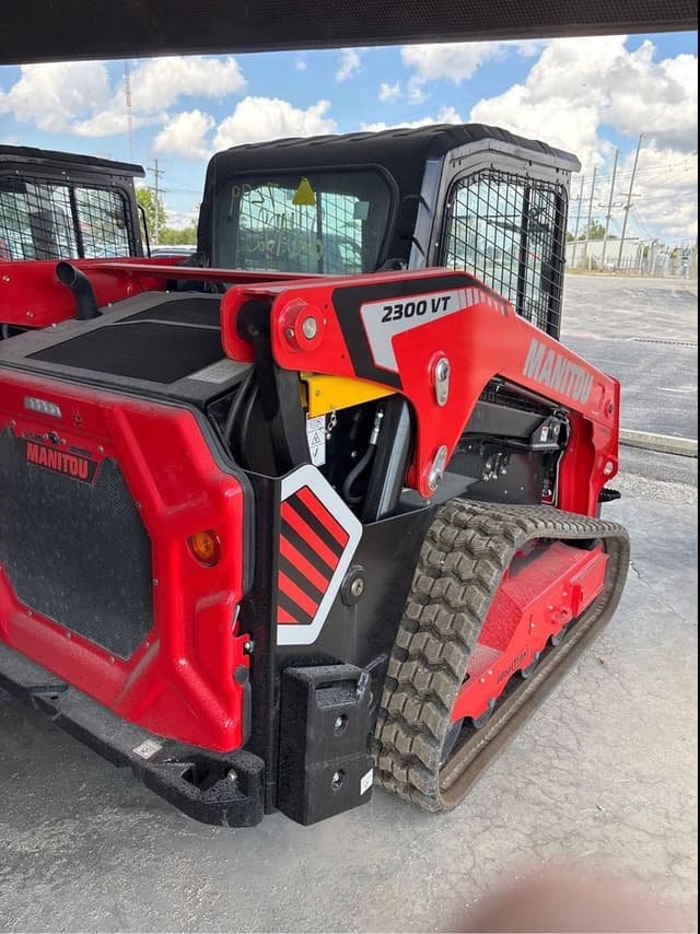 Image of Manitou 2300VT equipment image 2