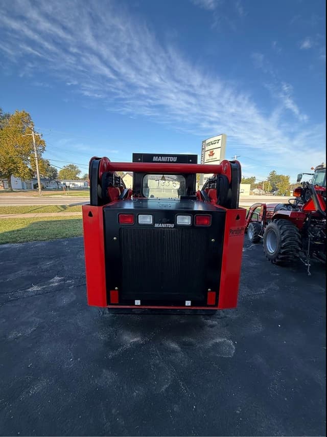 Image of Manitou 3200VT equipment image 3