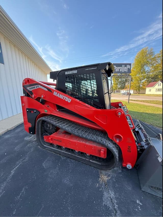 Image of Manitou 3200VT equipment image 1
