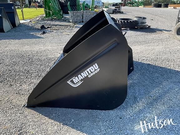 Image of Manitou Bucket equipment image 1