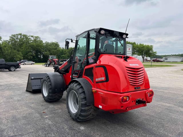 Image of Manitou MLA-T 516-75H equipment image 4