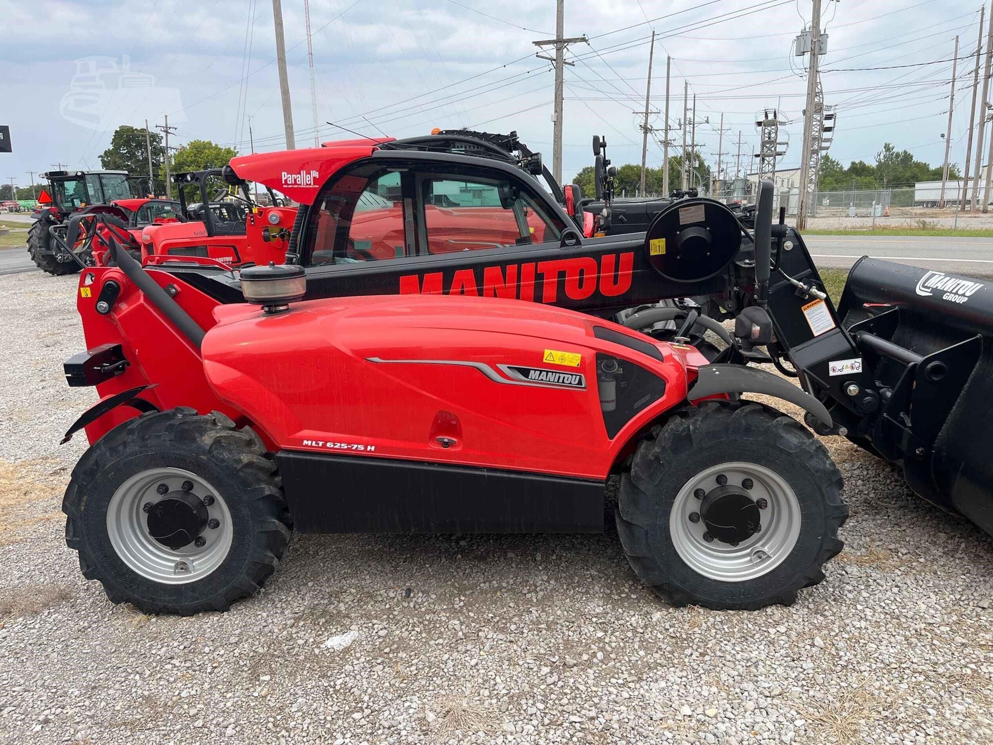2025 Manitou MLT625-75H Equipment Image0