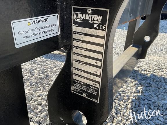 Image of Manitou Pallet Forks equipment image 4
