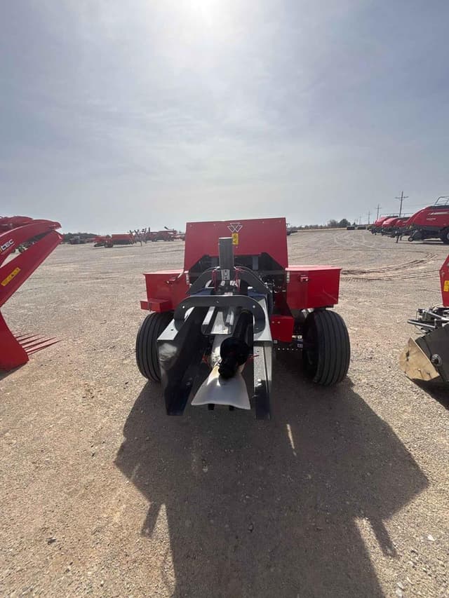 Image of Massey Ferguson 1840 equipment image 3