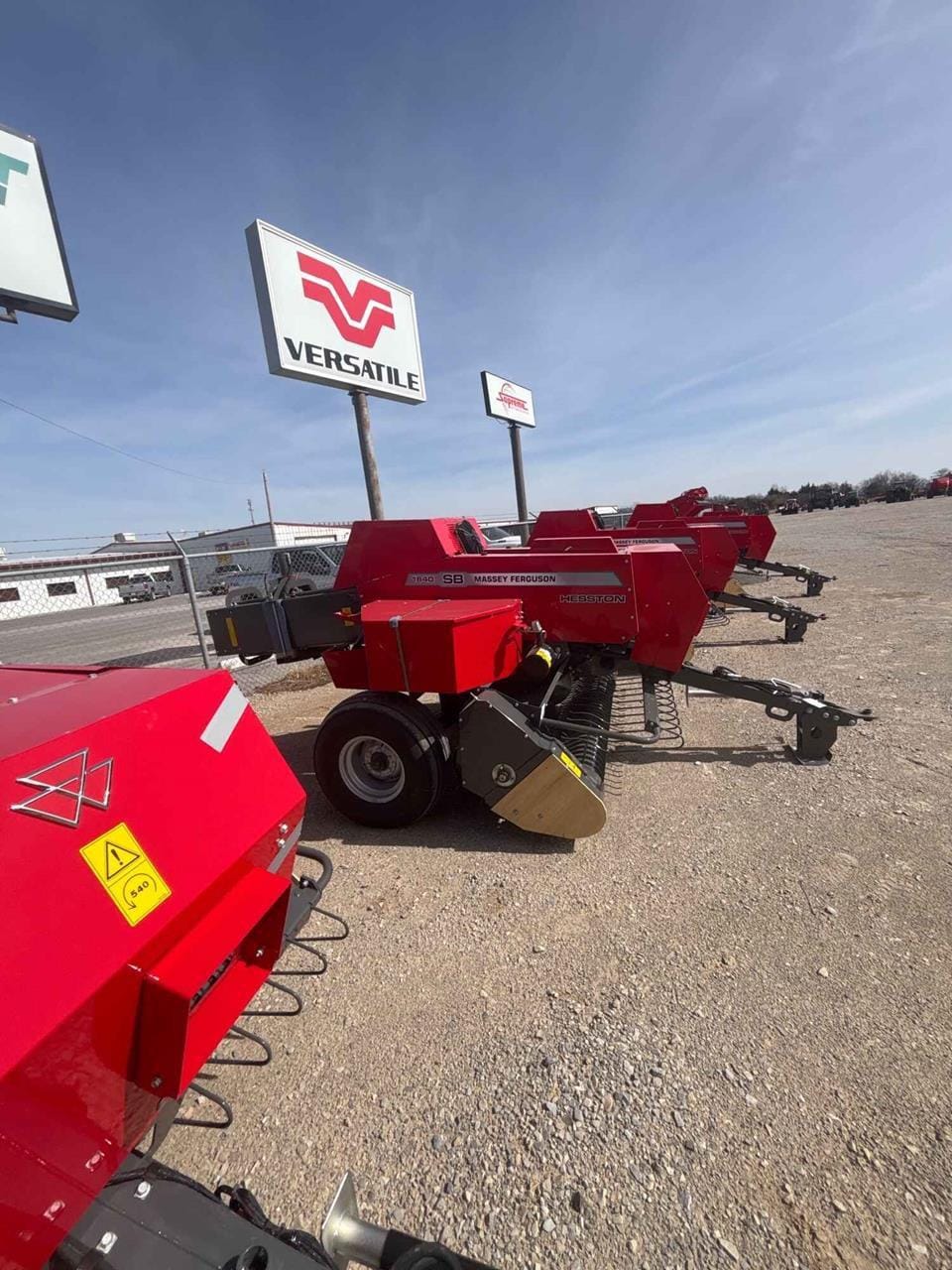 2025 Massey Ferguson 1840 Equipment Image0