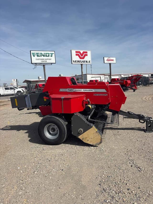 Image of Massey Ferguson 1840 equipment image 1