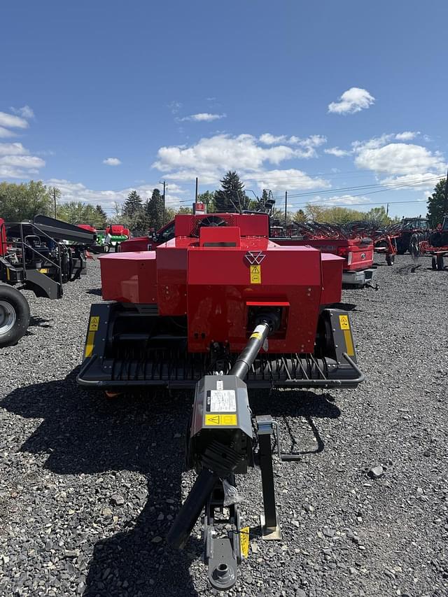 Image of Massey Ferguson 1842 equipment image 3