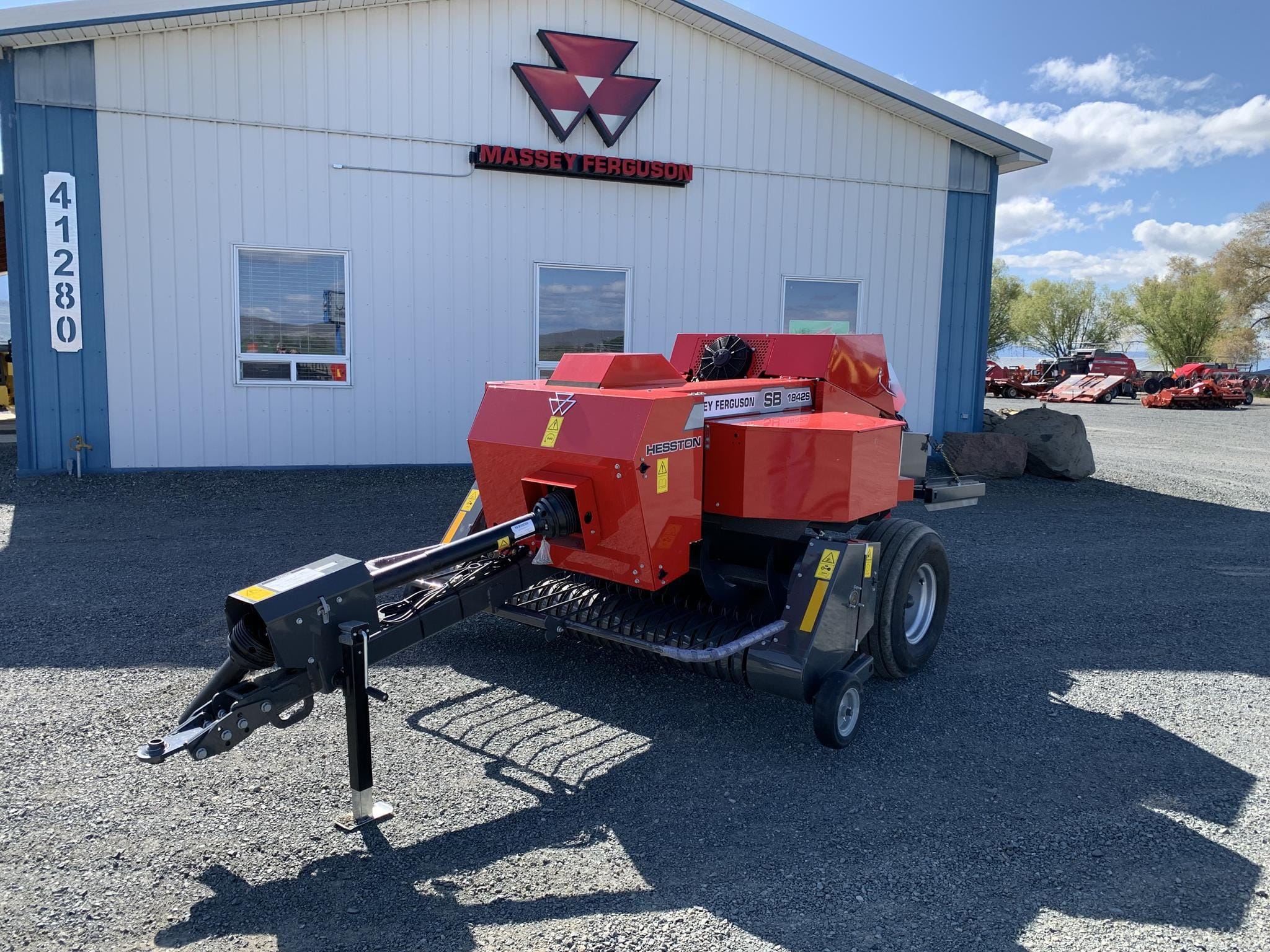 Main image Massey Ferguson 1842