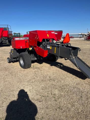 Main image Massey Ferguson 1842S