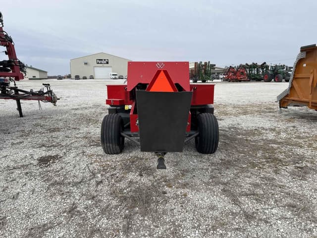 Image of Massey Ferguson 1842S equipment image 3