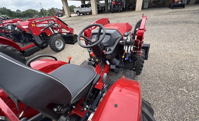 Image of Massey Ferguson 1E.25 equipment image 3