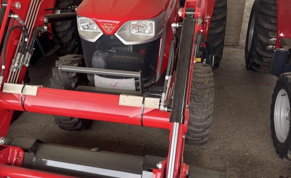 Massey Ferguson 1E.35 Equipment Image0