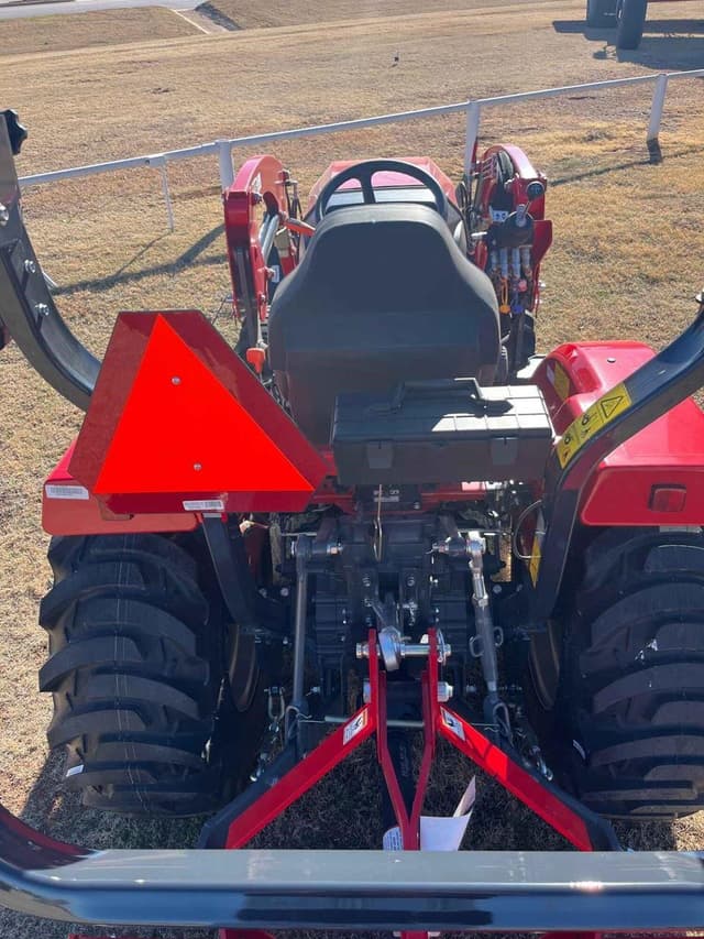 Image of Massey Ferguson 1E.40 equipment image 3