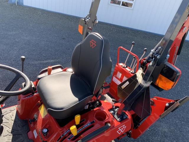 Image of Massey Ferguson 1GC.23 equipment image 4