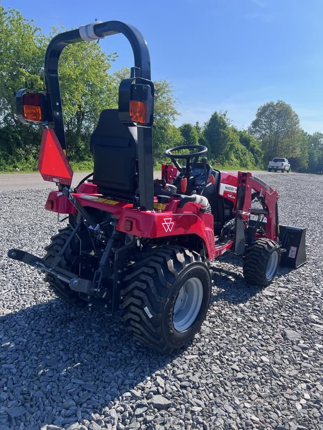 Image of Massey Ferguson 1GC.23 equipment image 4