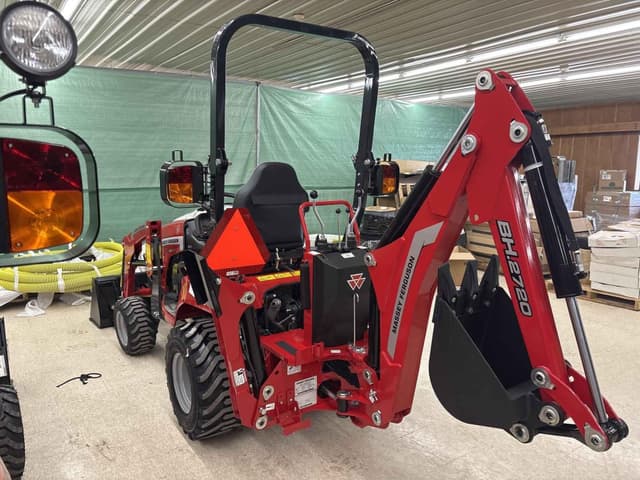 Image of Massey Ferguson 1GC.23 equipment image 4