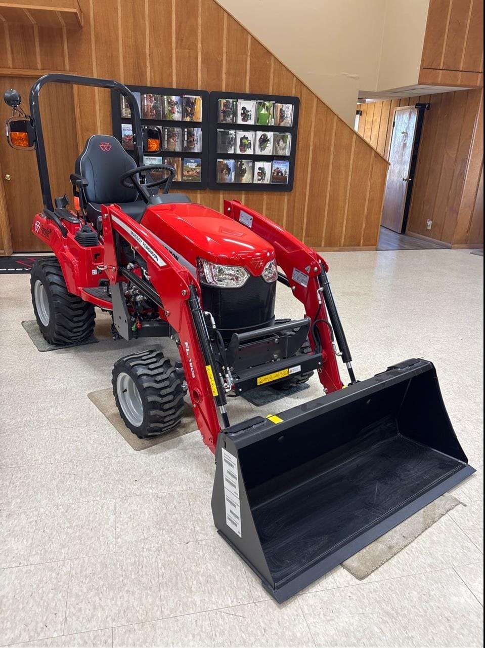 2025 Massey Ferguson 1GC.25 Equipment Image0
