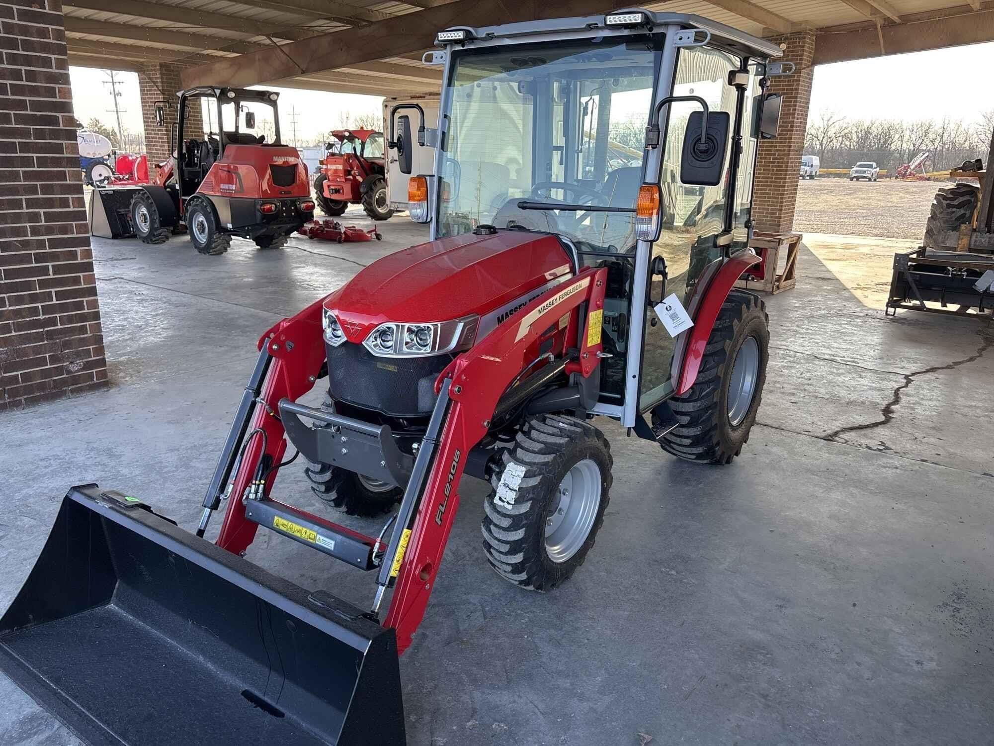 2025 Massey Ferguson 1M.25 Equipment Image0