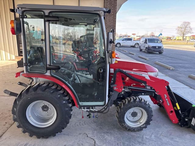 Image of Massey Ferguson 1M.25 equipment image 4