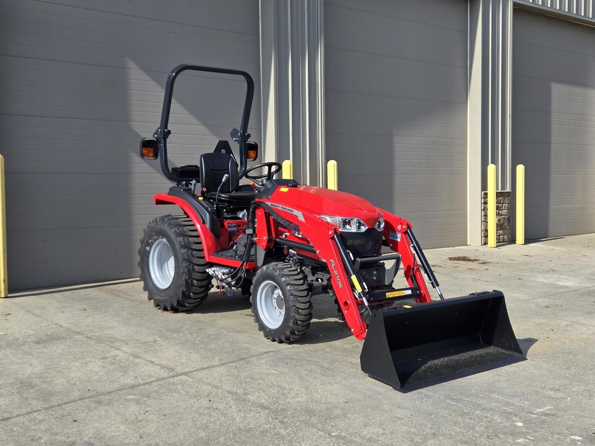 2025 Massey Ferguson 1M.25 Equipment Image0