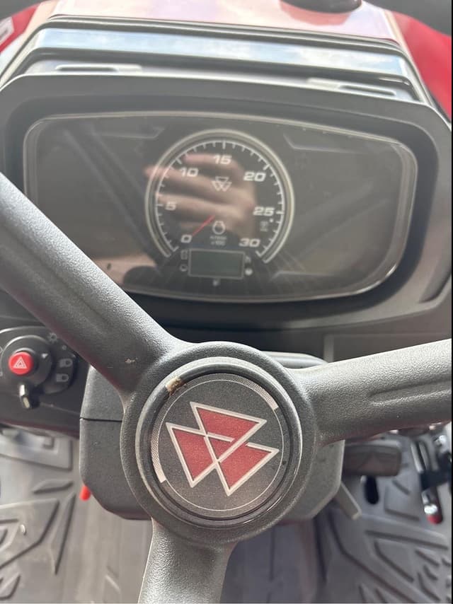 Image of Massey Ferguson 1M.25 equipment image 4