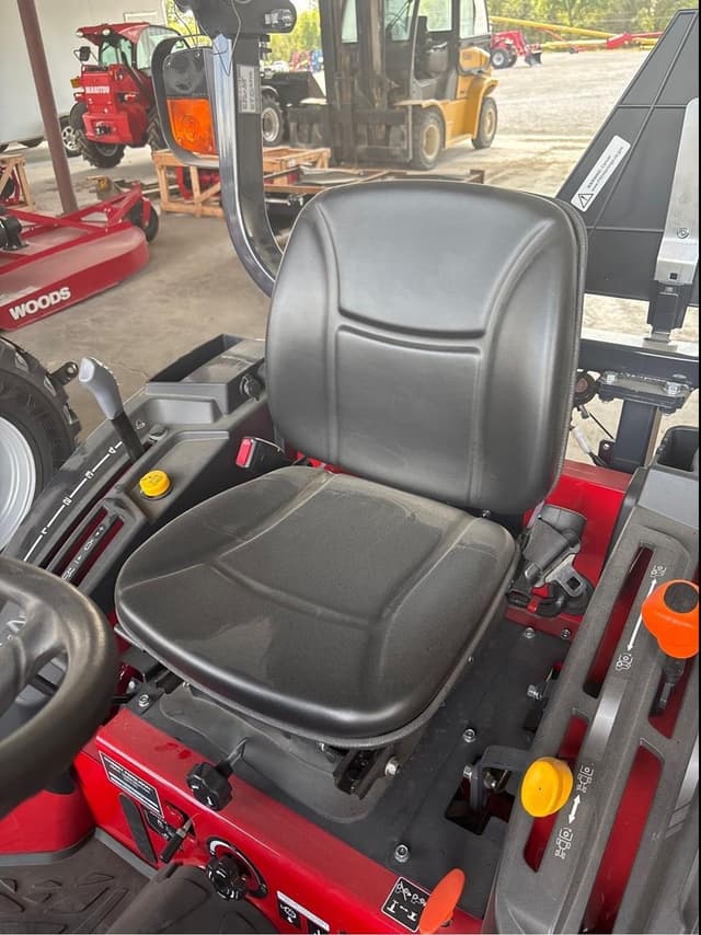 Image of Massey Ferguson 1M.25 equipment image 3