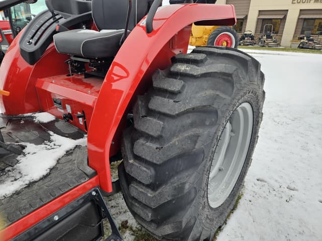 Image of Massey Ferguson 2E.50 equipment image 4
