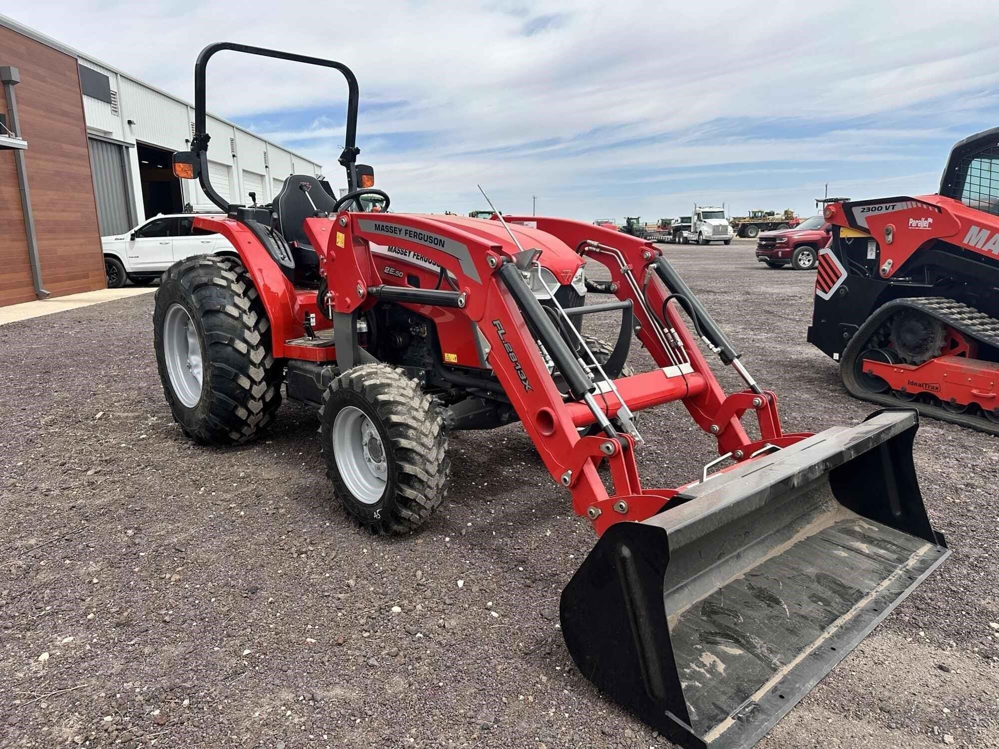 2025 Massey Ferguson 2E.50 Equipment Image0