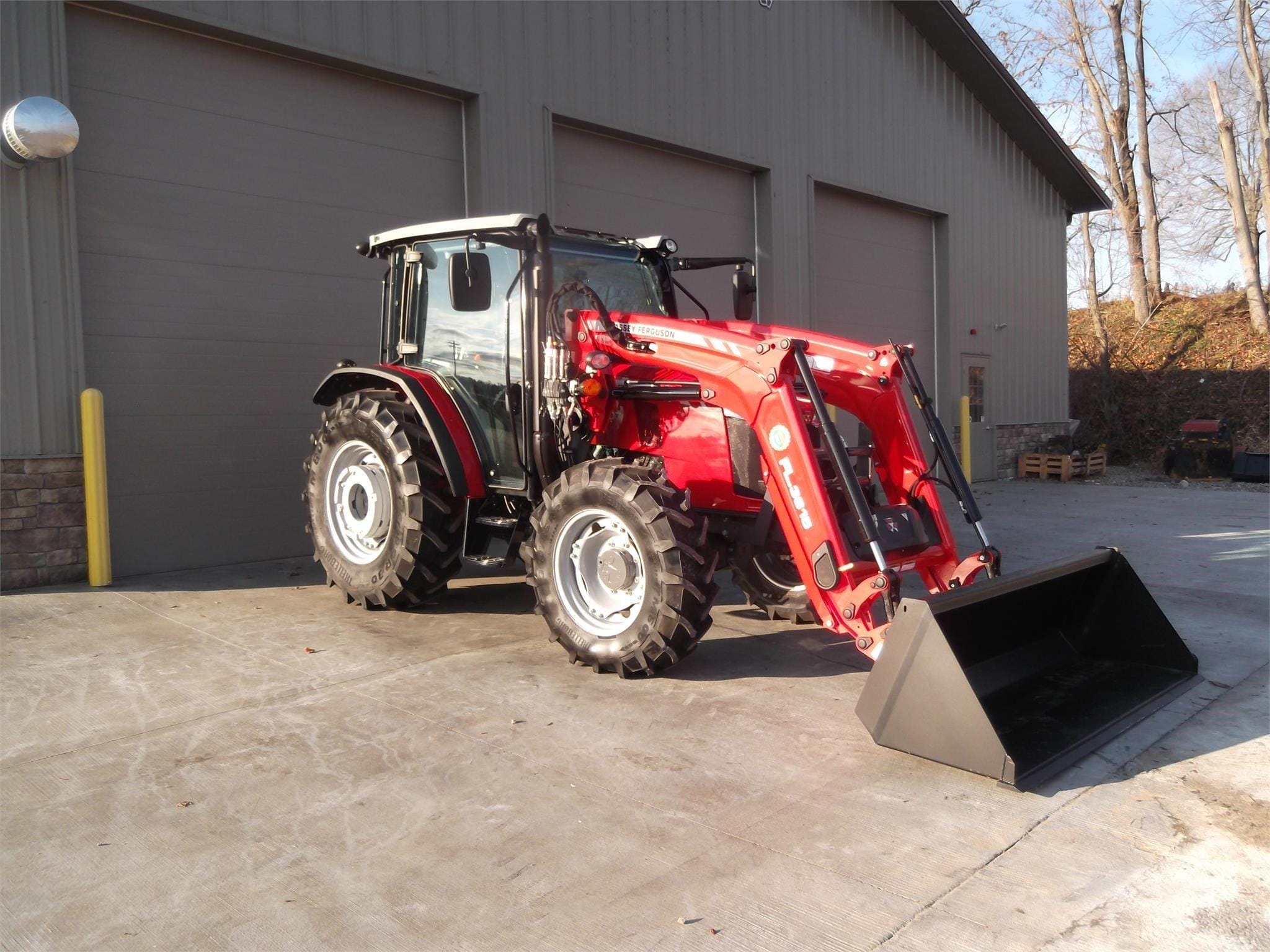 2025 Massey Ferguson 4707 Equipment Image0