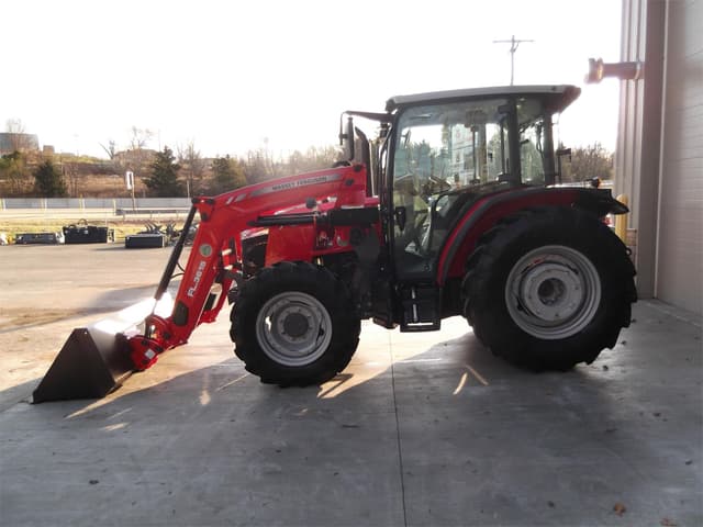 Image of Massey Ferguson 4707 equipment image 1