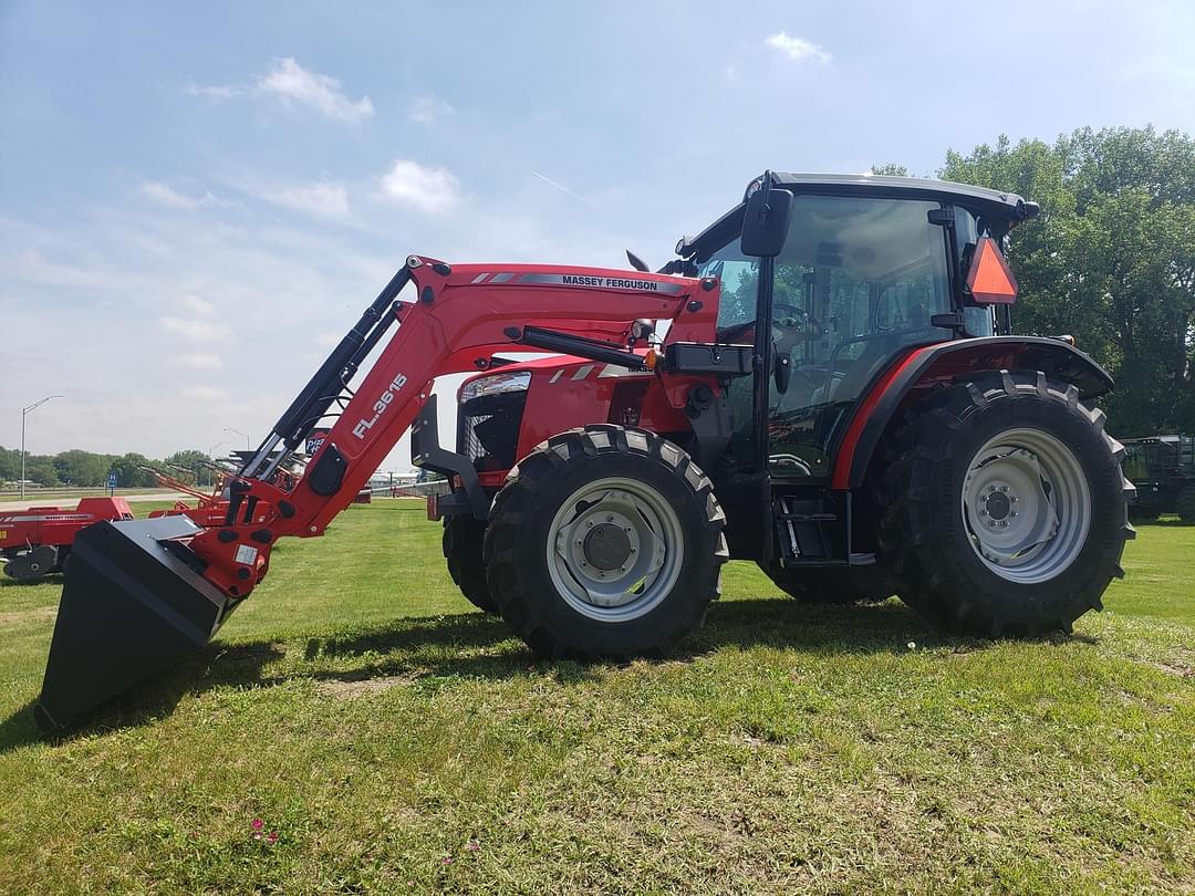 Image of Massey Ferguson 4707 Primary image