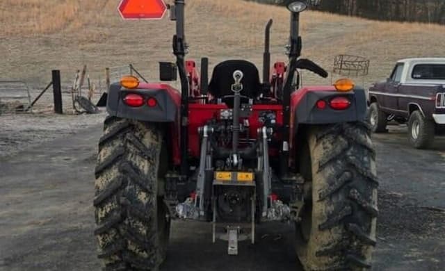 Image of Massey Ferguson 4707 equipment image 2