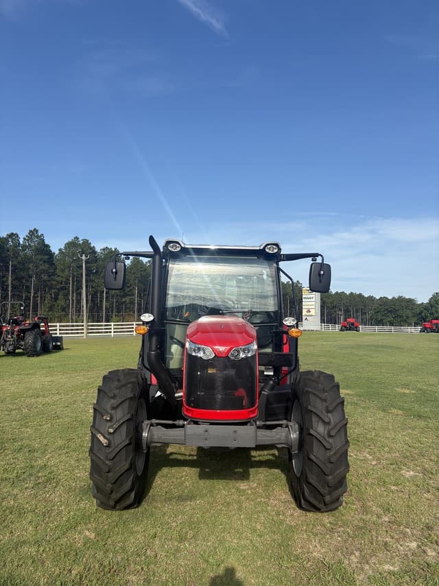 Image of Massey Ferguson 4707 equipment image 2