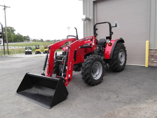Image of Massey Ferguson 4707 equipment image 2
