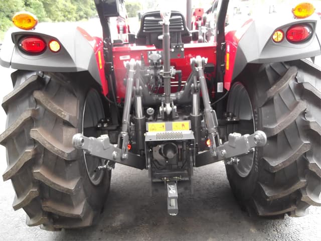 Image of Massey Ferguson 4707 equipment image 4