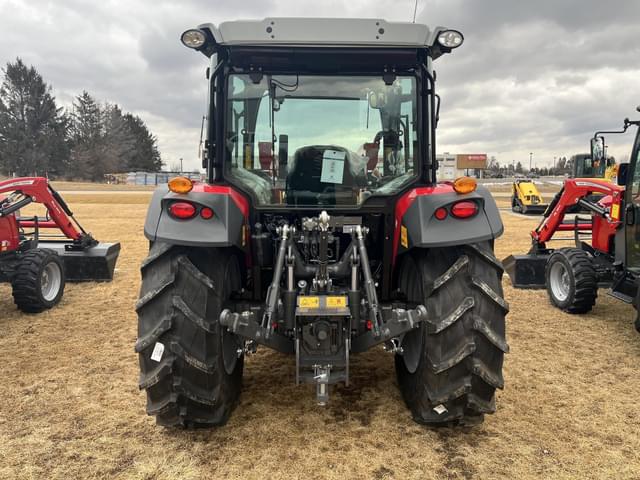 Image of Massey Ferguson 4707 equipment image 3