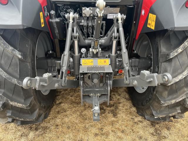Image of Massey Ferguson 4707 equipment image 2