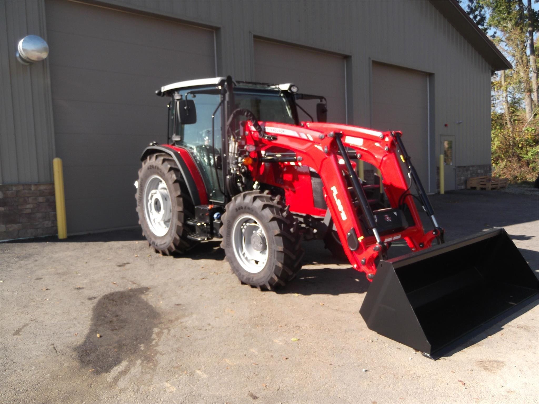 2026 Massey Ferguson 4710 Equipment Image0