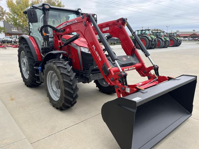 Image of Massey Ferguson 5M.105 equipment image 2