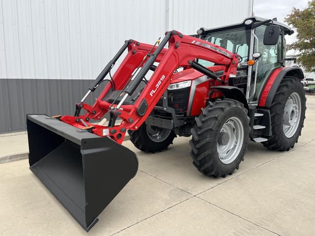 Image of Massey Ferguson 5M.105 equipment image 1