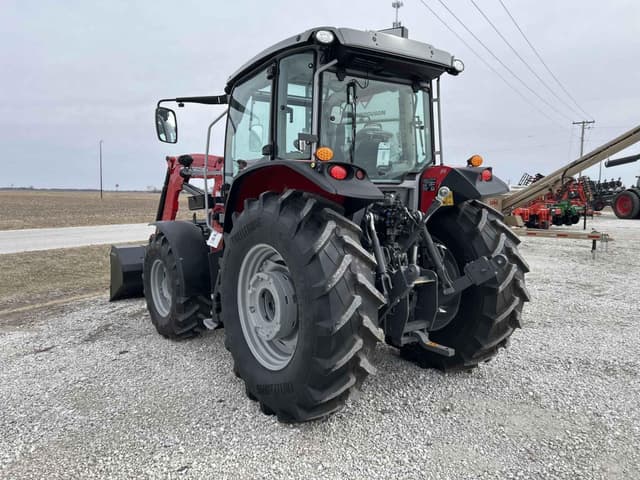Image of Massey Ferguson 5M.115 equipment image 4