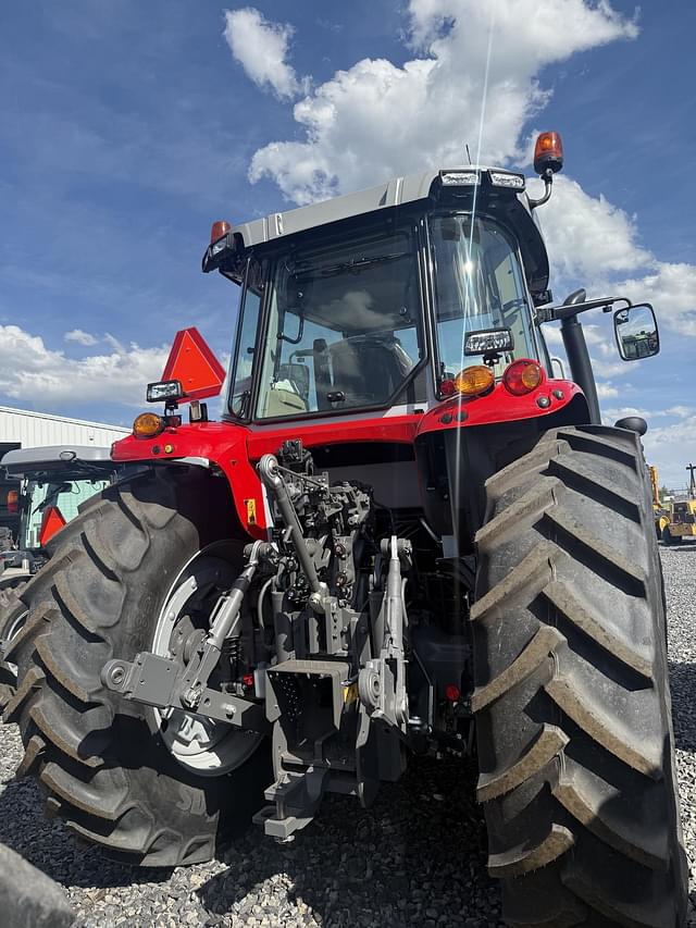 Image of Massey Ferguson 6S.155 equipment image 1