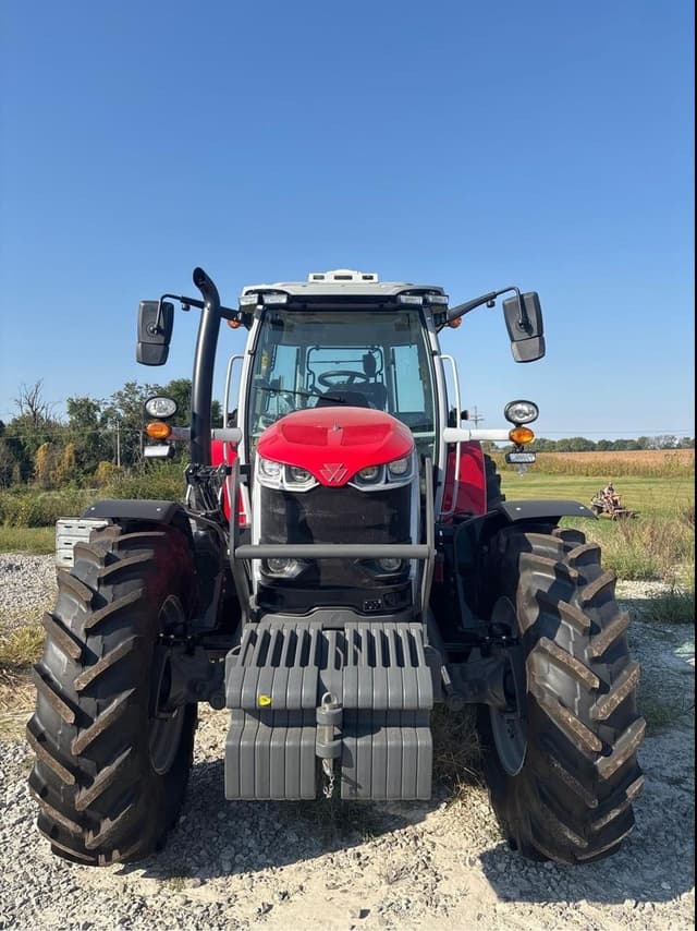 Image of Massey Ferguson 7S.190 equipment image 1