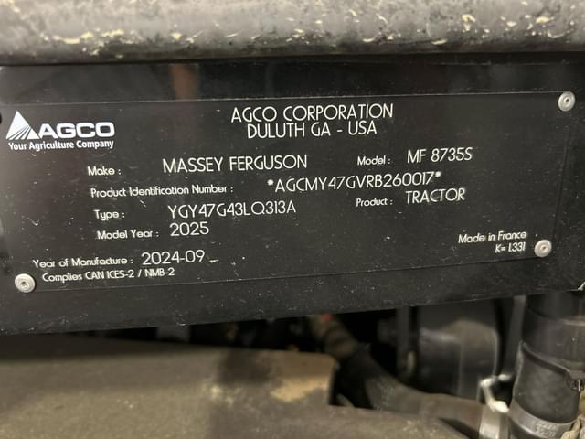 Image of Massey Ferguson 8735S equipment image 2