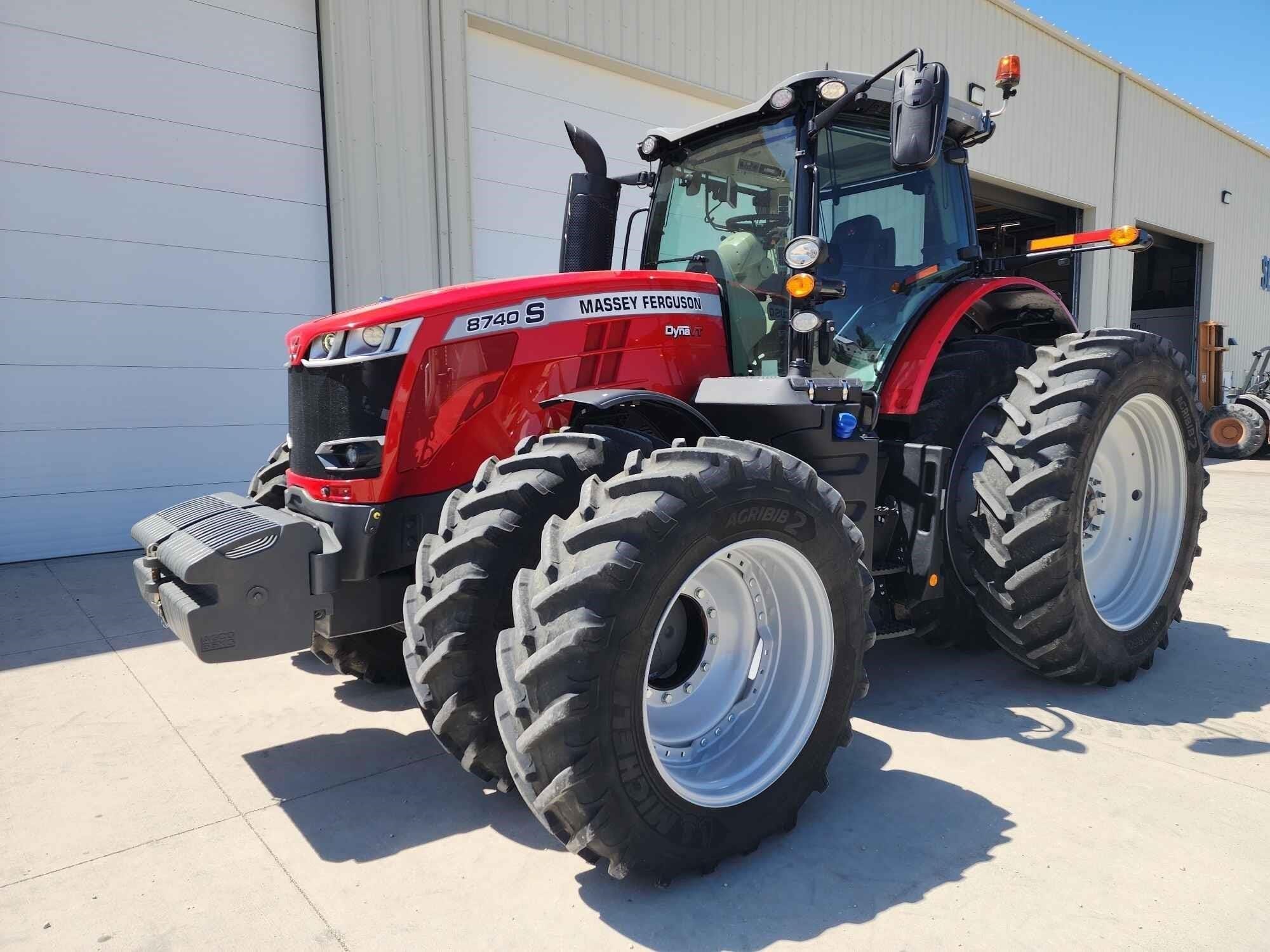 2025 Massey Ferguson 8740S Equipment Image0